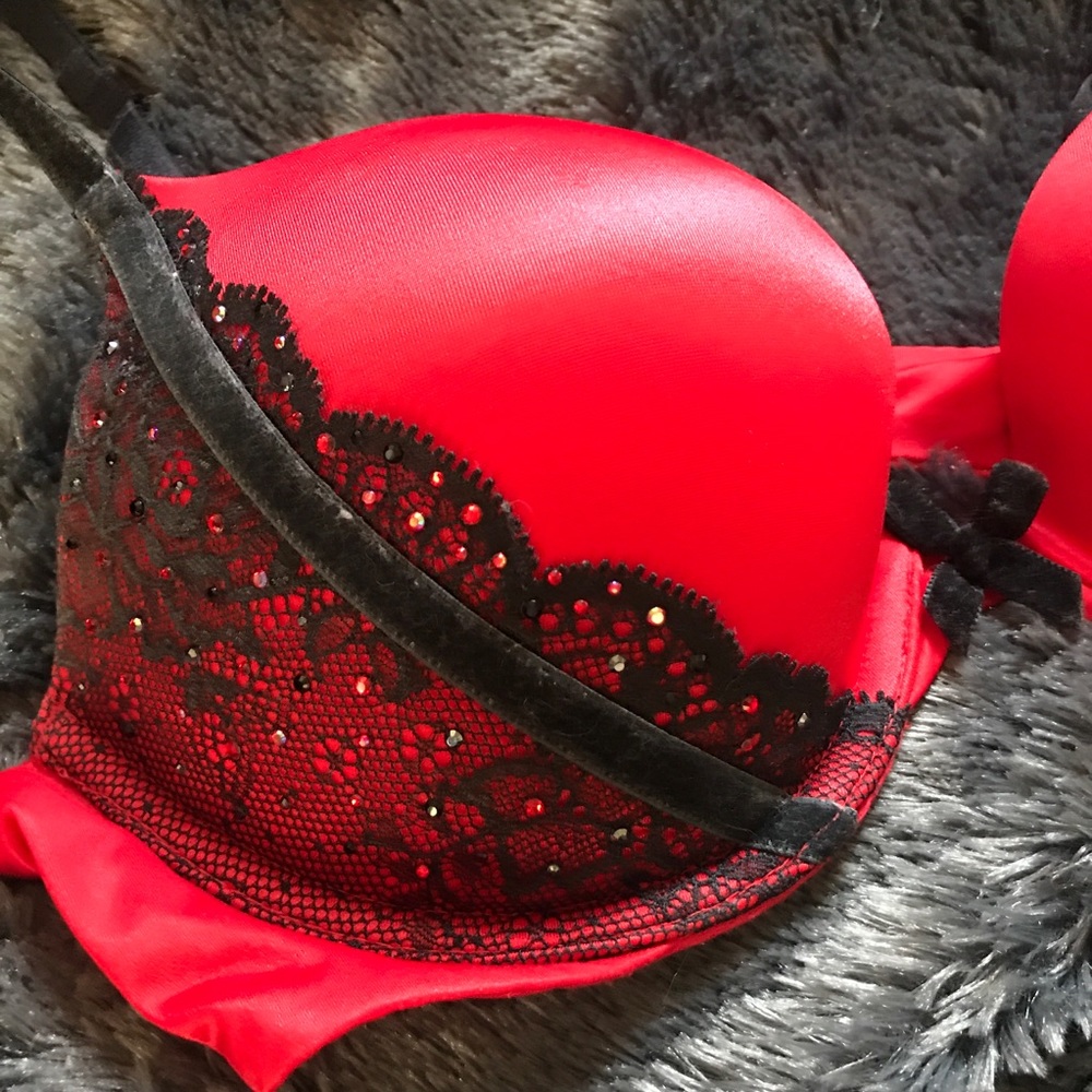 SOLD-VS Red Bra with Black Lace - Picture 2 of 4